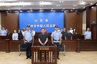 惜败！张志磊不敌帕克三位裁判打分：113-113，112-114，111-115